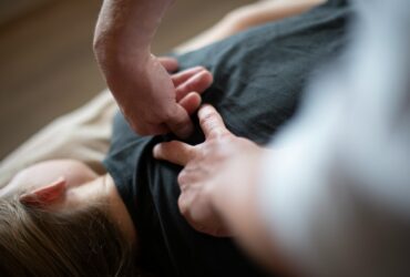 A rossz testtartás tünetei és következményei